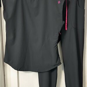 Med Couture Womens Dolman Crew Neck (XS) Scrub Top and Jogger (S) SET